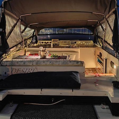 Desire Charming House Boat Hotel Палермо Екстериор снимка