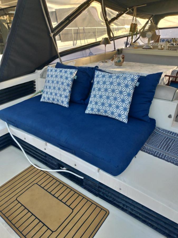 Desire Charming House Boat Hotel Палермо Екстериор снимка